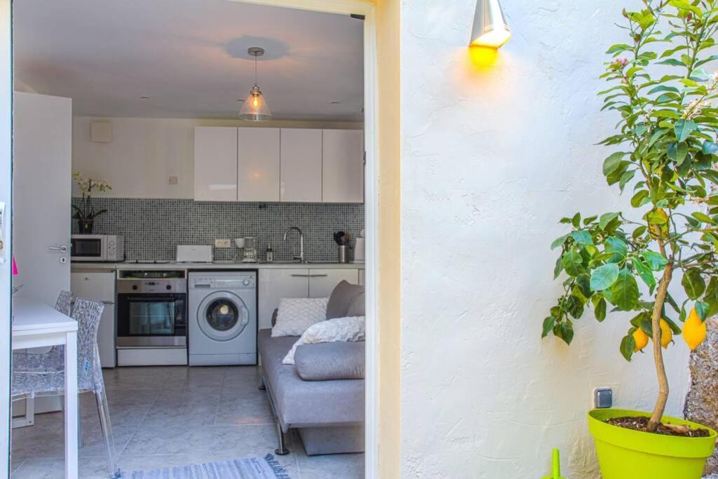 Appartement Lumineux Avec Terrasse Jardin Et Acces Piscine Villefranche-sur-Mer Dış mekan fotoğraf
